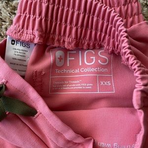 Figs pink scrubs
